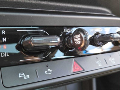 2026 MINI 4 DOOR ICONIC