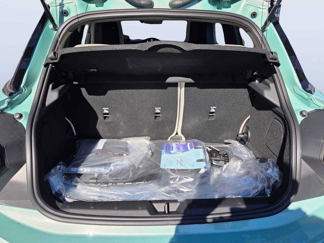 2027 MINI 4 DOOR ICONIC
