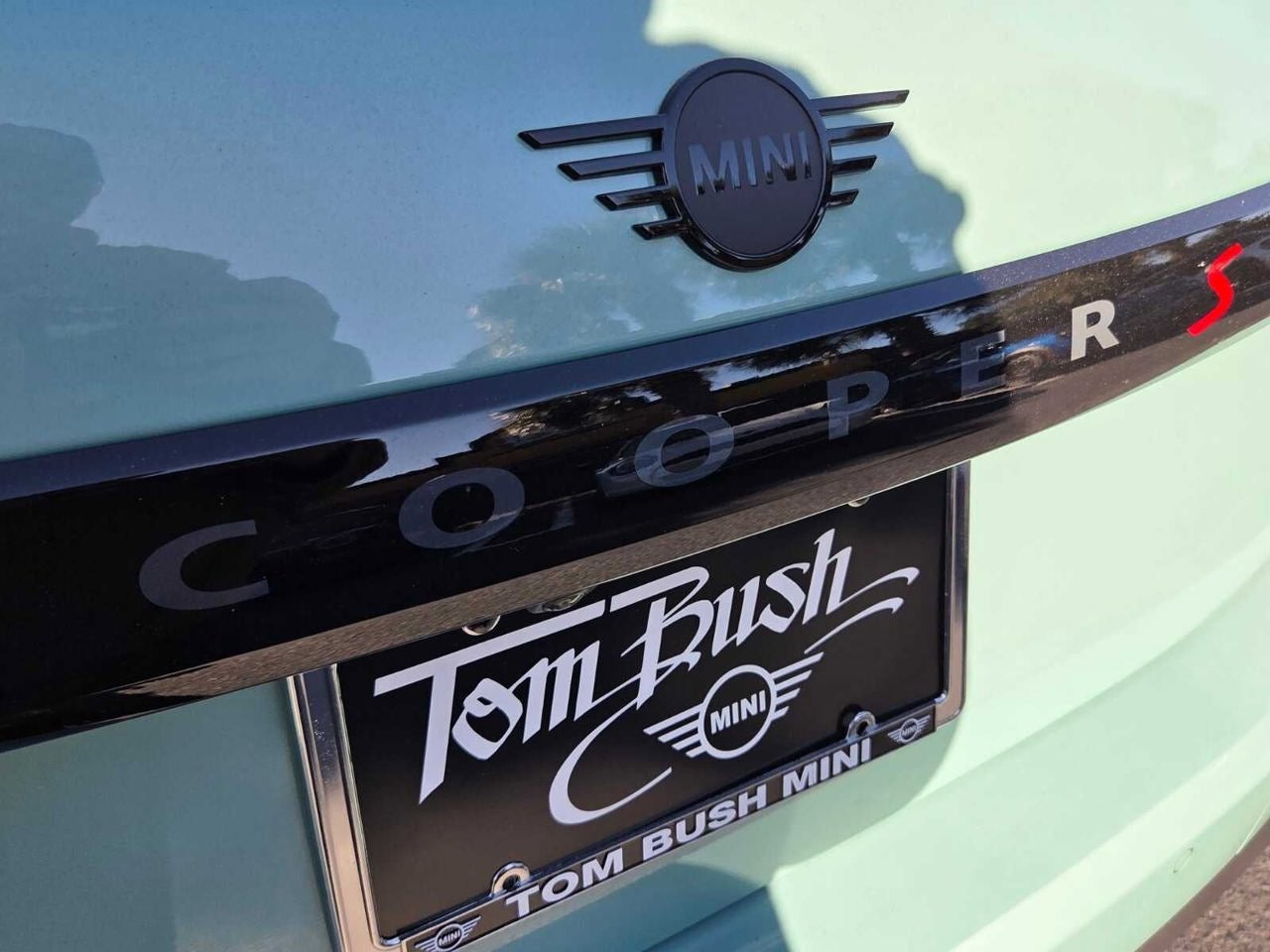 2027 MINI 4 DOOR ICONIC