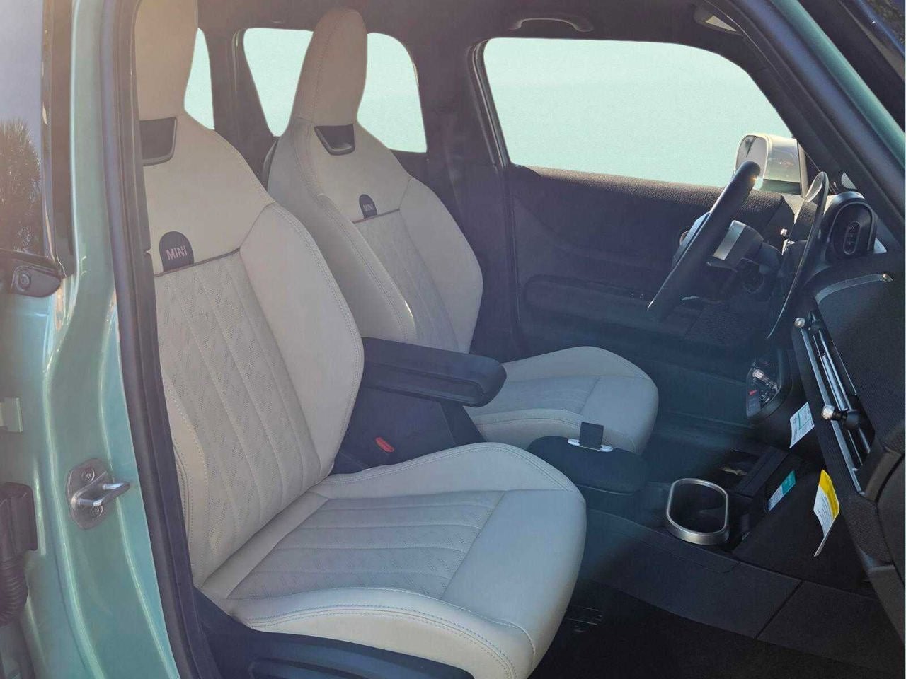 2027 MINI 4 DOOR ICONIC