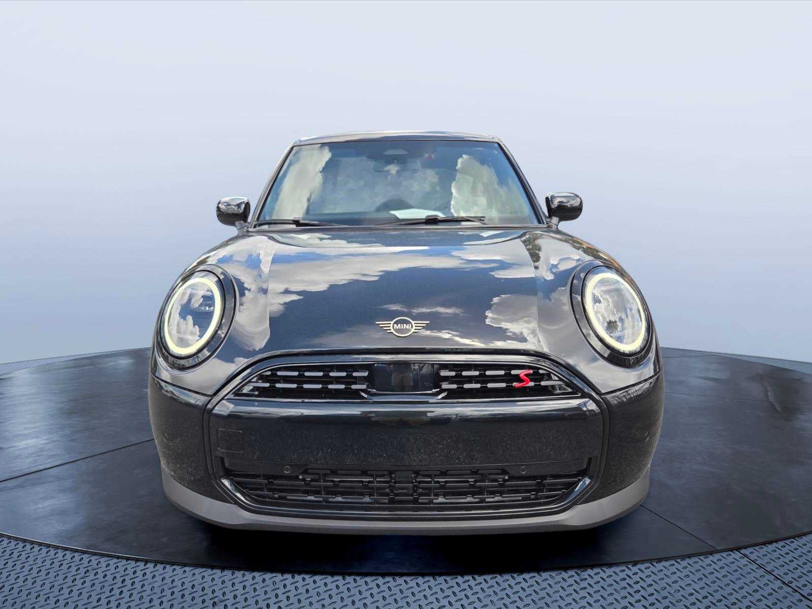 2026 MINI 4 DOOR SIGNATURE PLUS