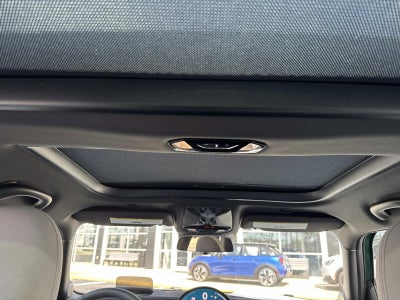 2026 MINI 4 DOOR ICONIC