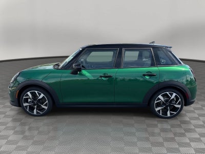 2026 MINI 4 DOOR ICONIC