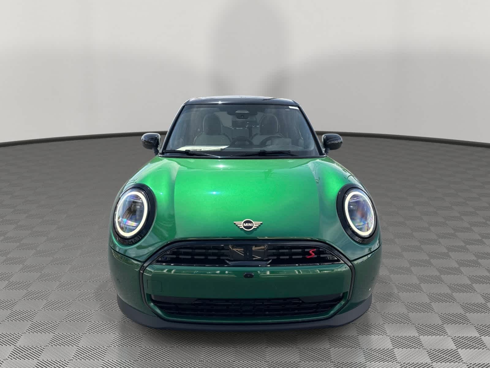 2026 MINI 4 DOOR ICONIC