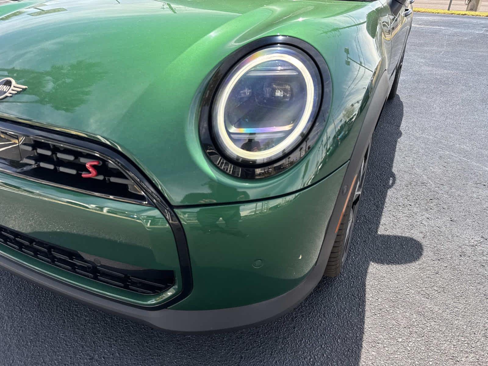 2026 MINI 4 DOOR ICONIC