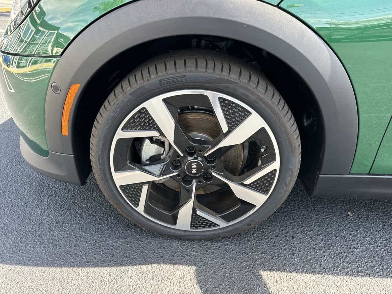 2026 MINI 4 DOOR ICONIC