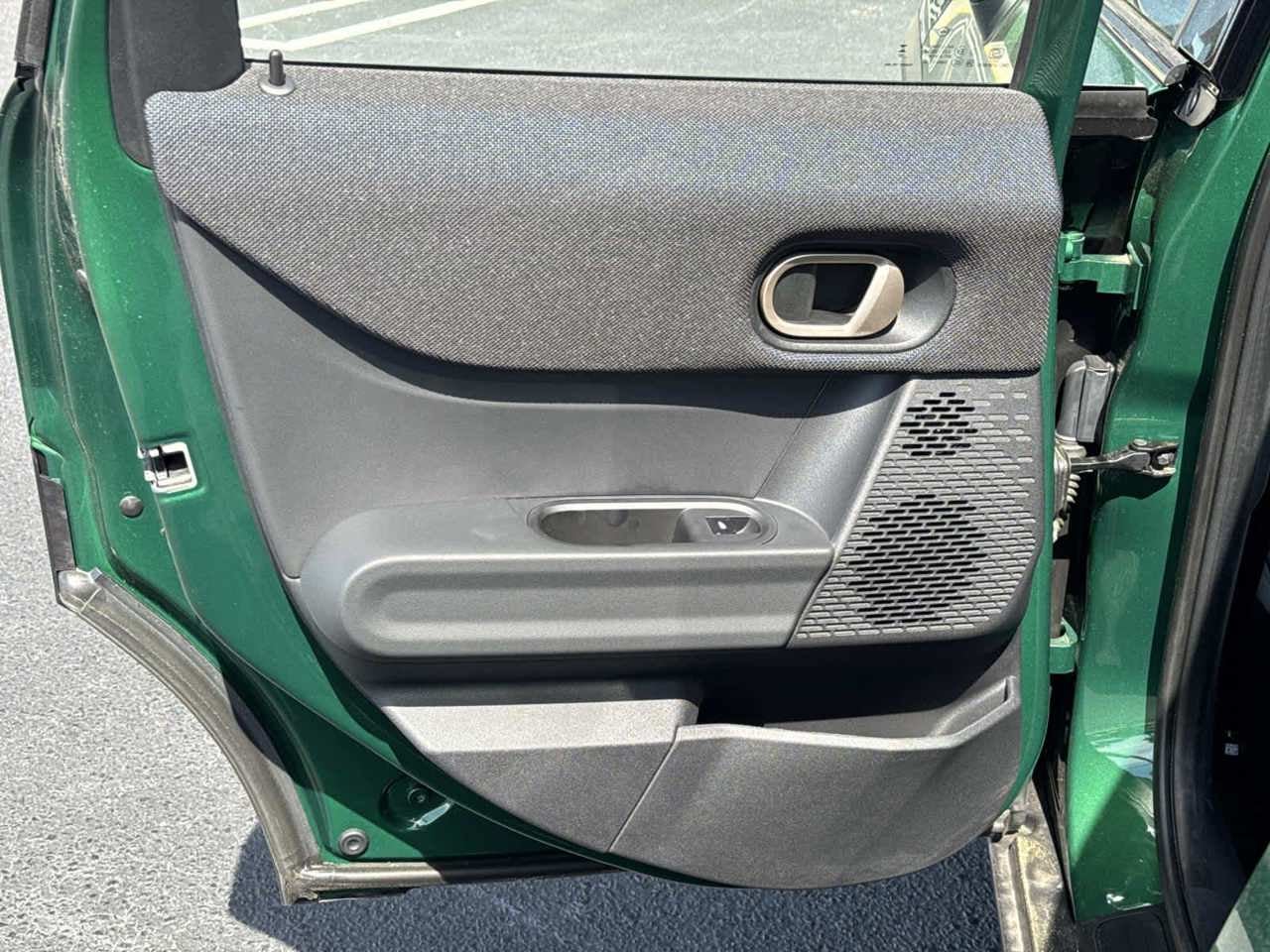 2026 MINI 4 DOOR ICONIC