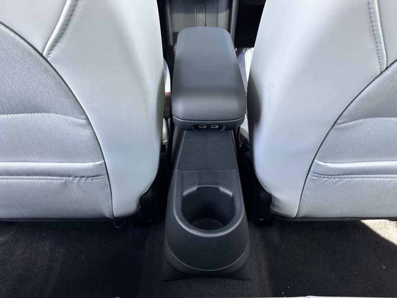 2026 MINI 4 DOOR ICONIC