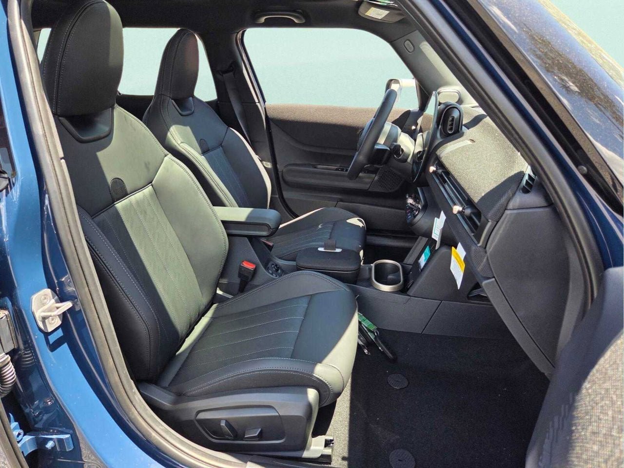2026 MINI 4 DOOR SIGNATURE PLUS