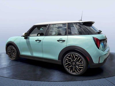 2026 MINI 4 DOOR SIGNATURE PLUS