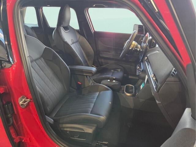 2026 MINI 4 DOOR ICONIC