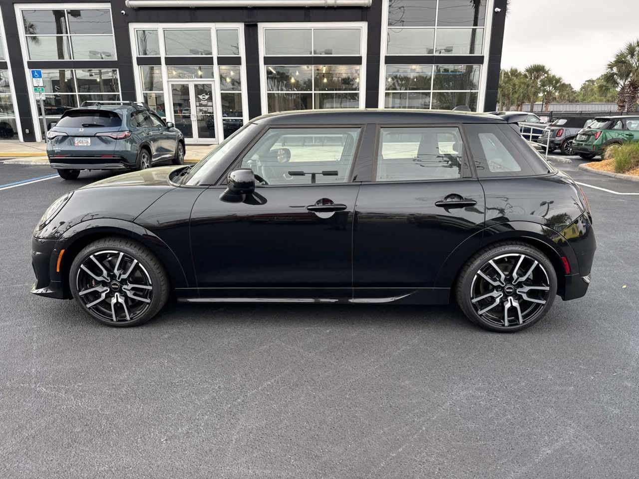 2025 MINI HARDTOP 4 DOOR Cooper S