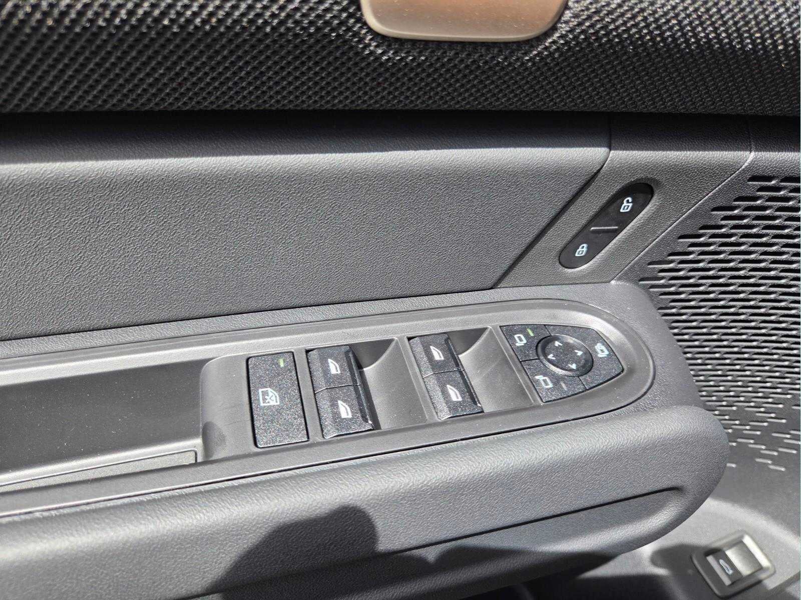 2027 MINI COUNTRYMAN ICONIC