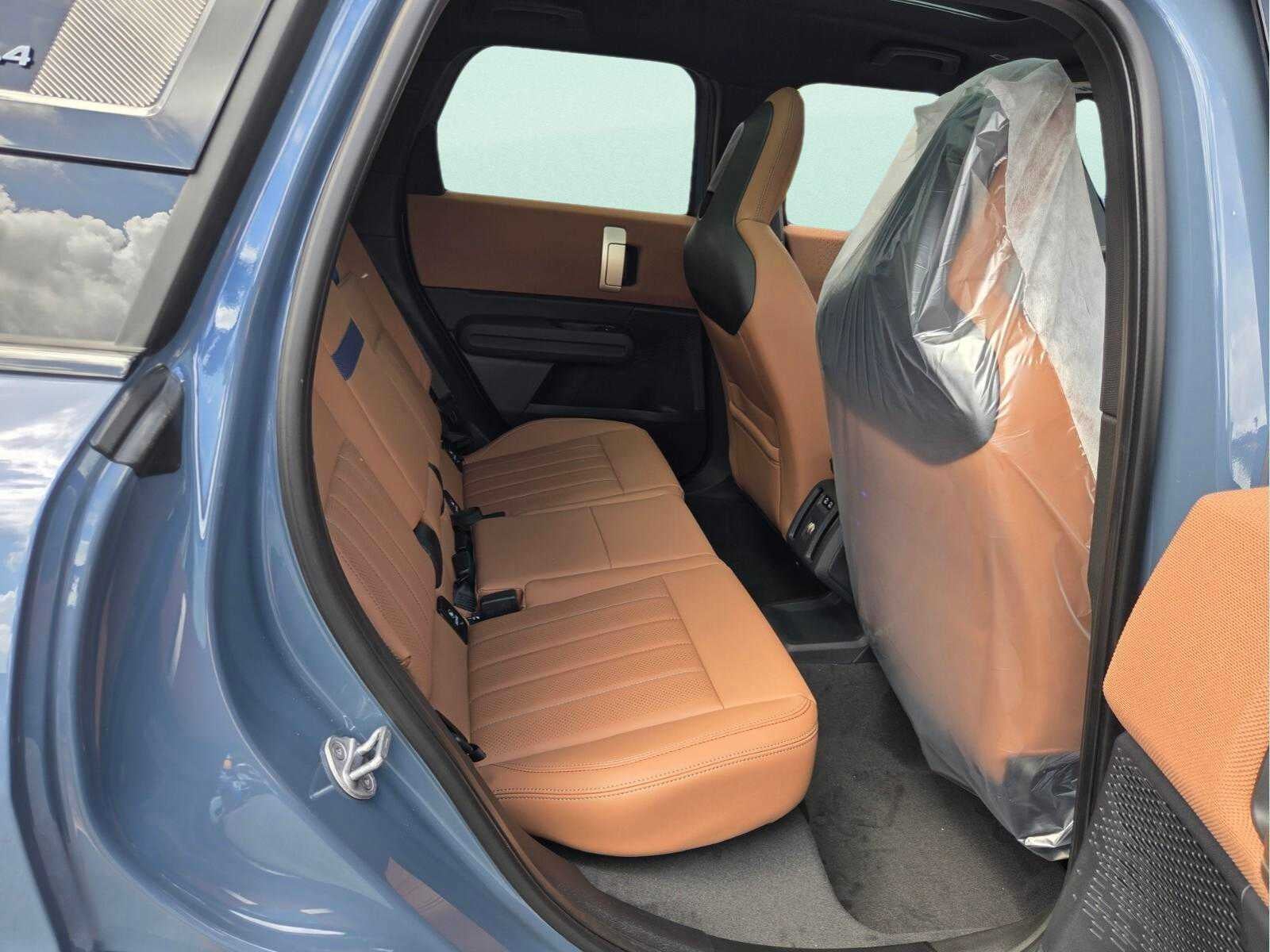 2027 MINI COUNTRYMAN ICONIC