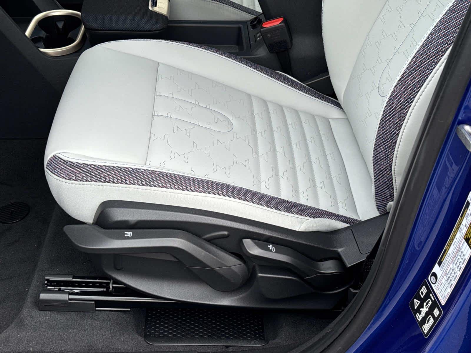 2026 MINI COUNTRYMAN OXFORD EDITION