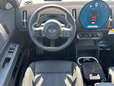 2027 MINI COUNTRYMAN ICONIC