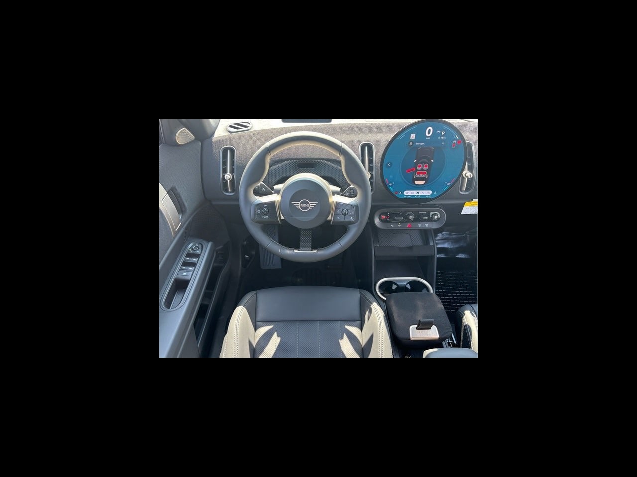 2027 MINI COUNTRYMAN ICONIC