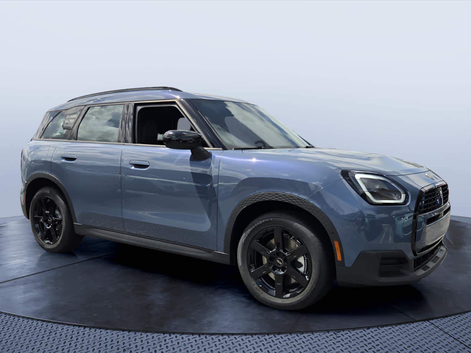 2027 MINI COUNTRYMAN SIGNATURE PLUS