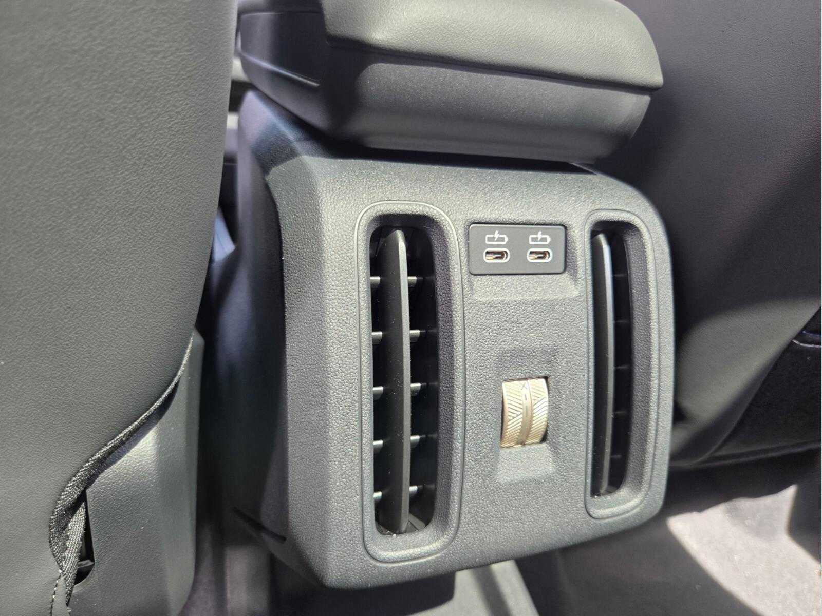 2027 MINI COUNTRYMAN SIGNATURE PLUS
