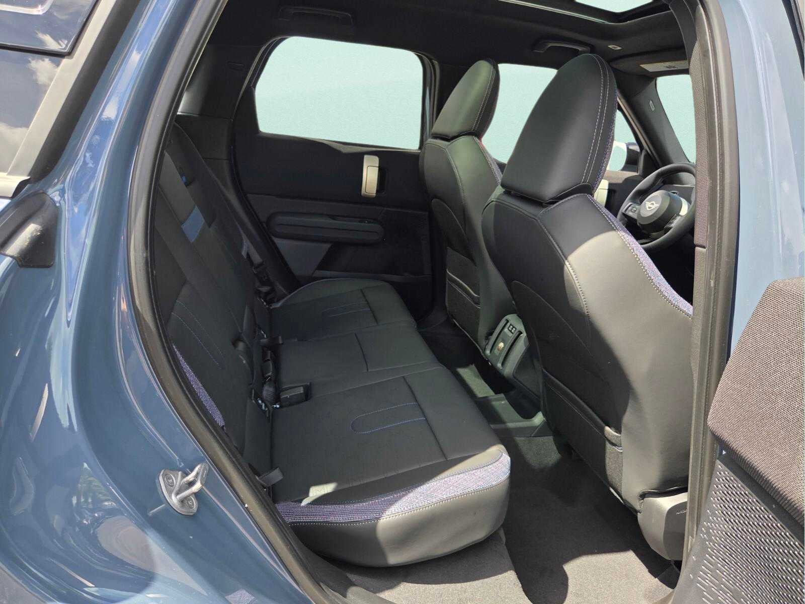 2027 MINI COUNTRYMAN SIGNATURE PLUS