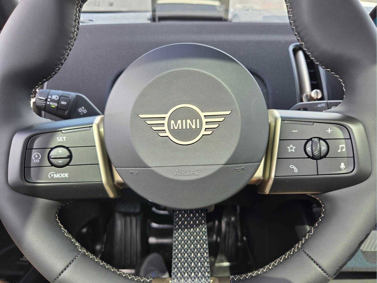 2027 MINI COUNTRYMAN SIGNATURE PLUS