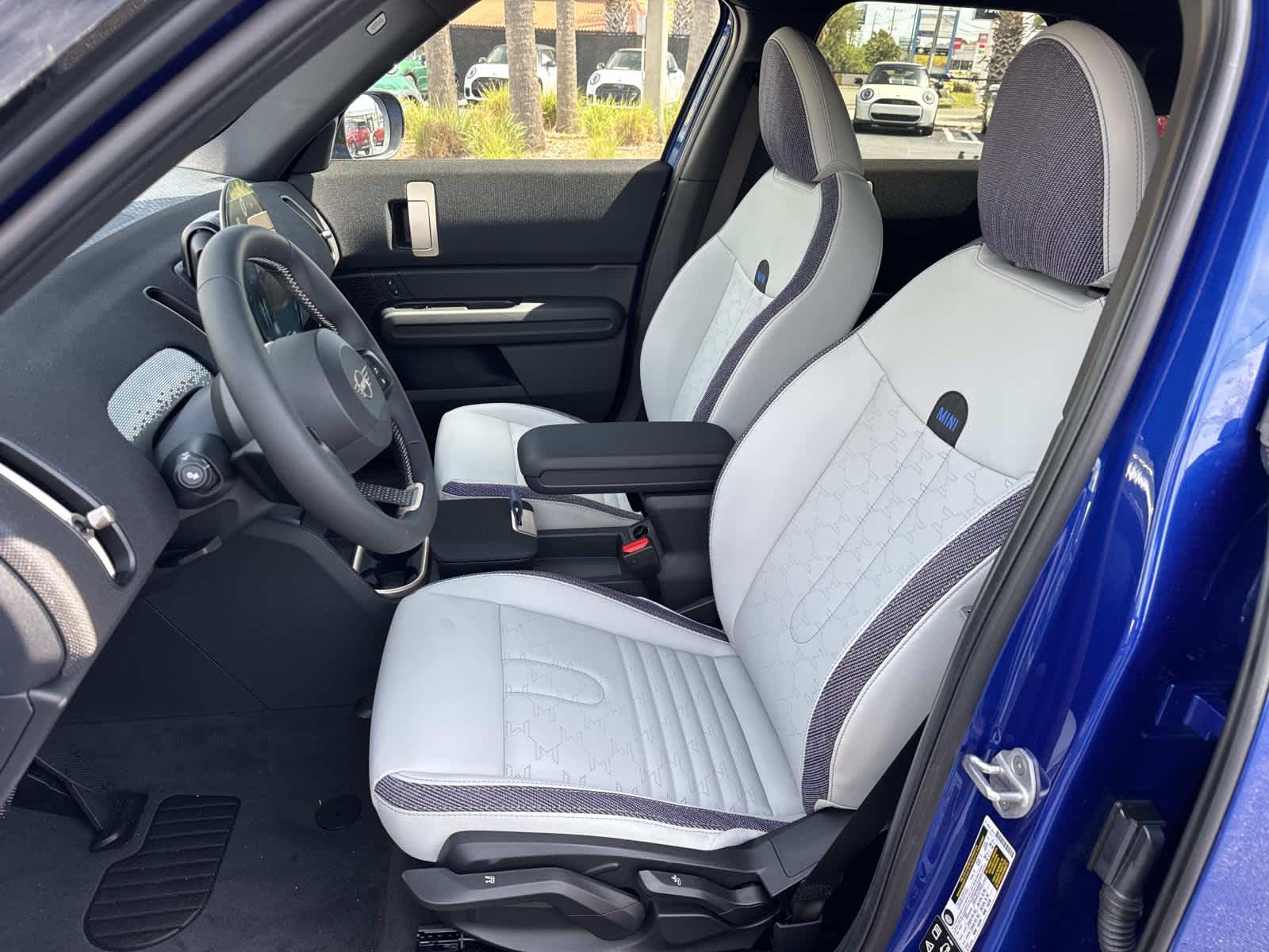 2026 MINI COUNTRYMAN OXFORD EDITION