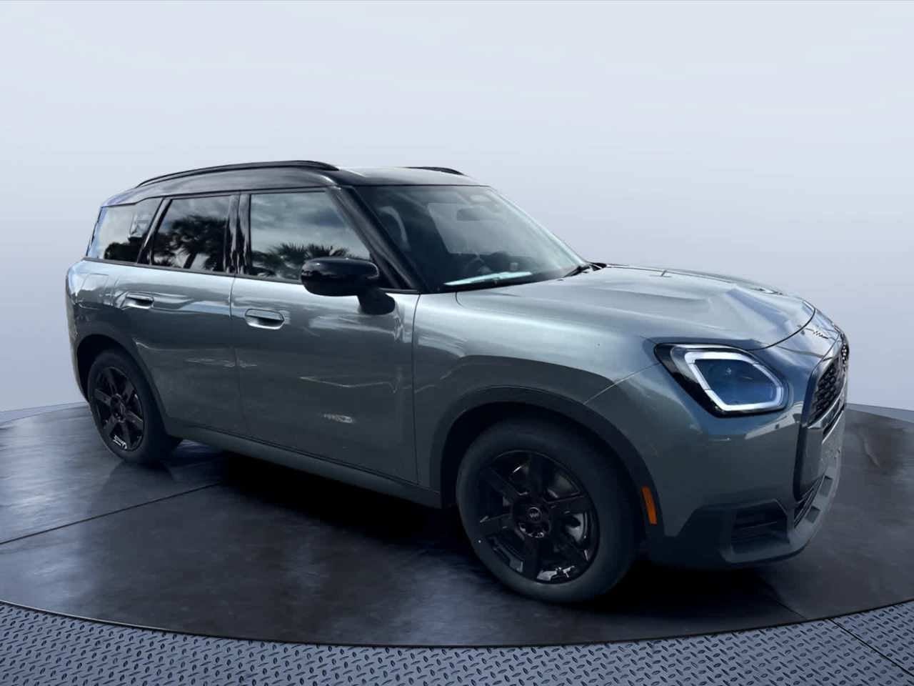 2026 MINI COUNTRYMAN ICONIC