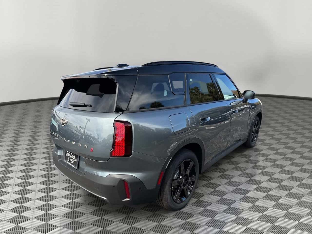 2026 MINI COUNTRYMAN ICONIC