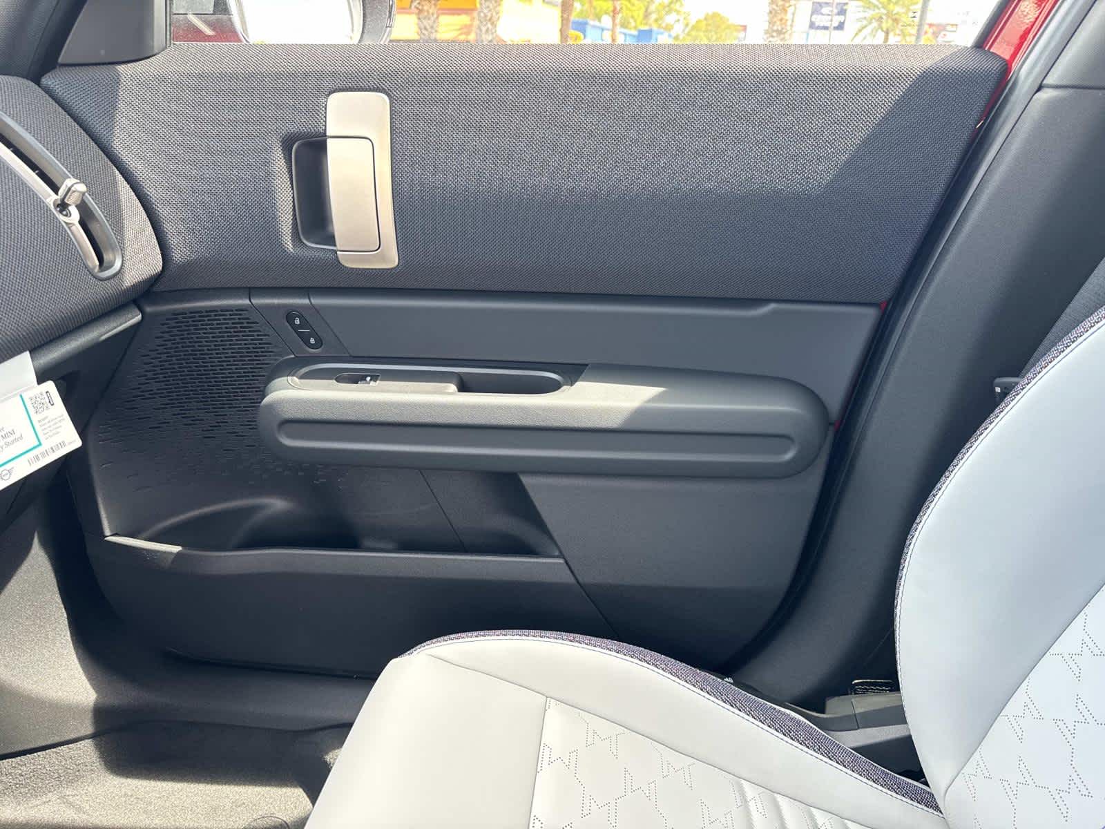 2026 MINI COUNTRYMAN OXFORD EDITION