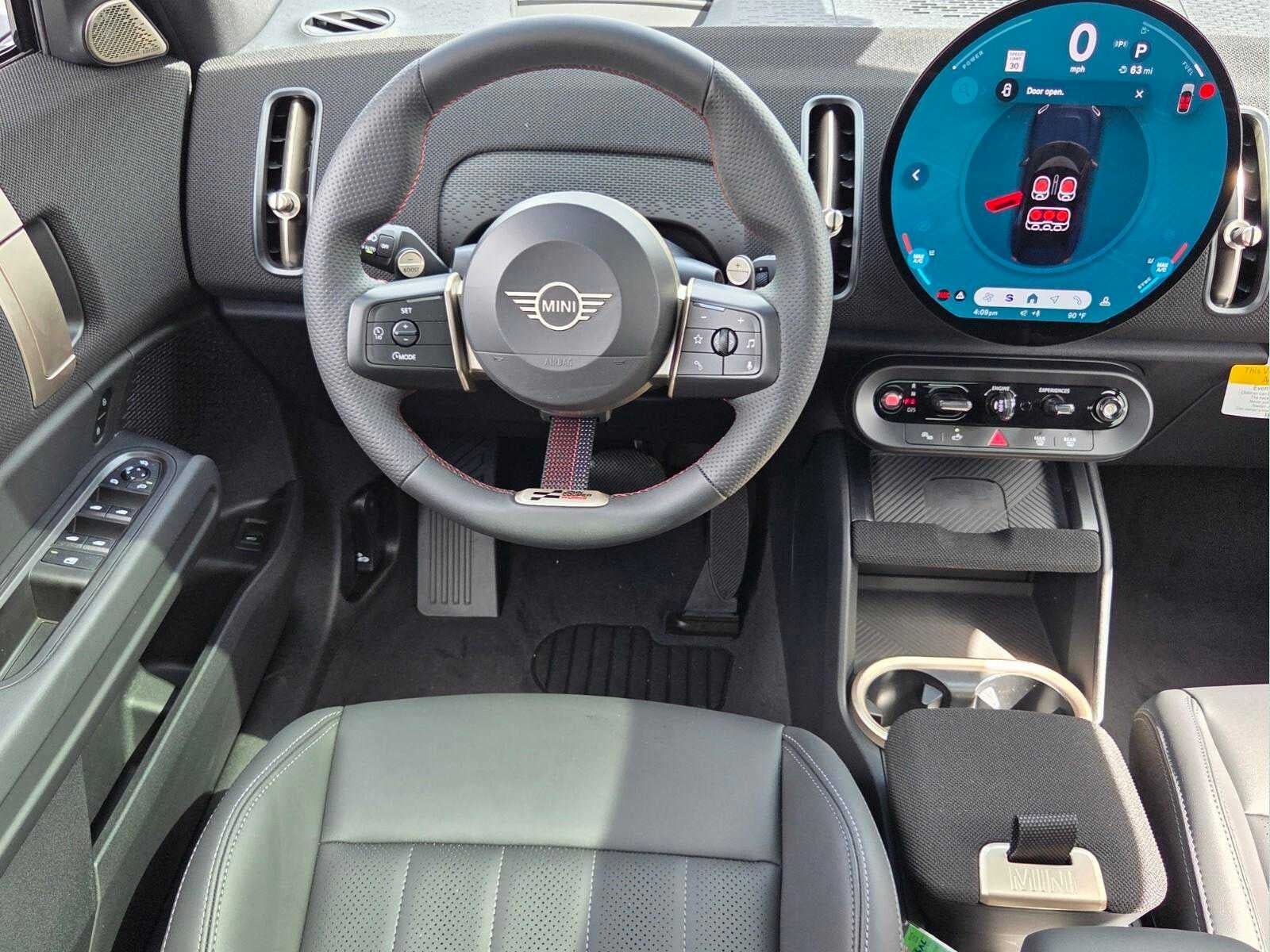 2027 MINI COUNTRYMAN ICONIC