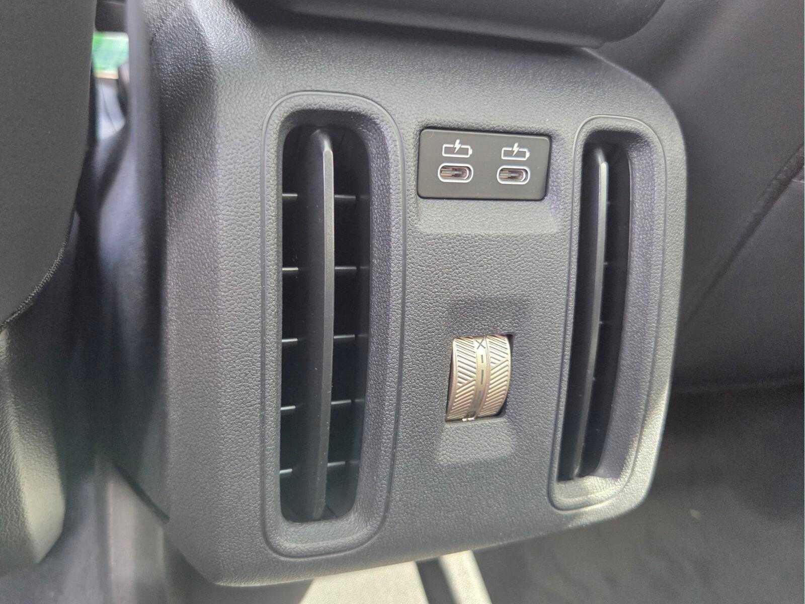 2027 MINI COUNTRYMAN ICONIC