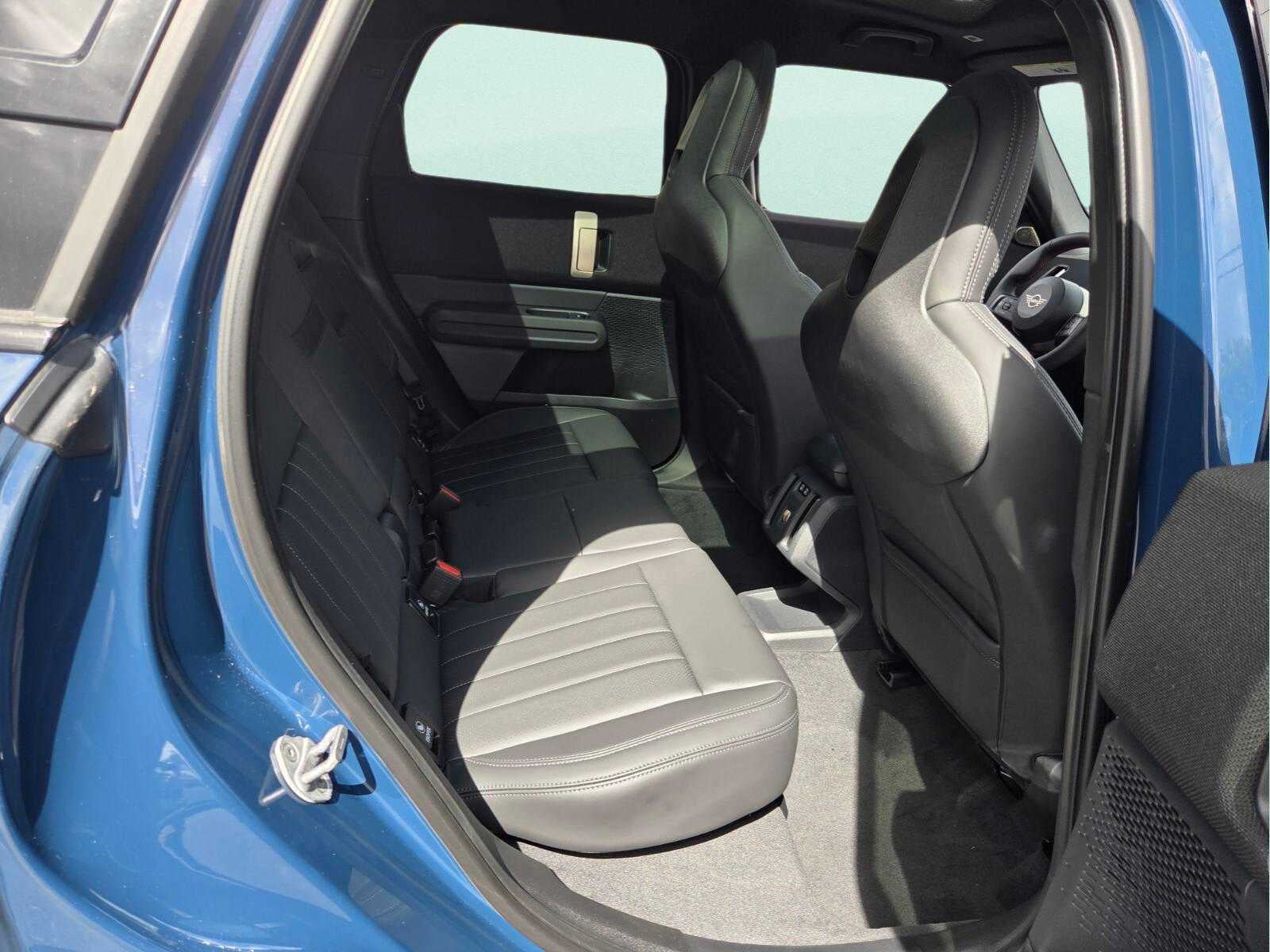 2027 MINI COUNTRYMAN ICONIC