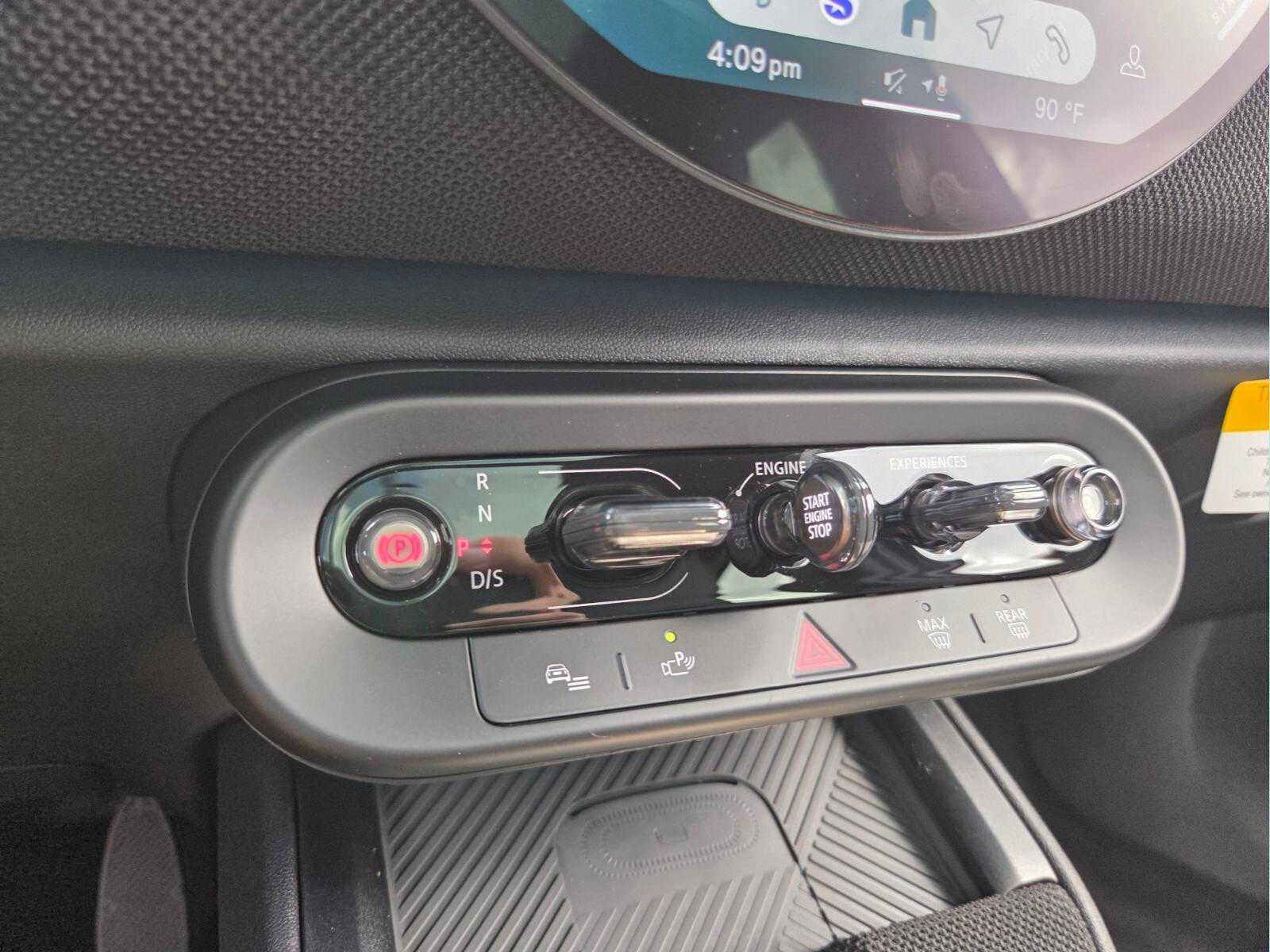 2027 MINI COUNTRYMAN ICONIC