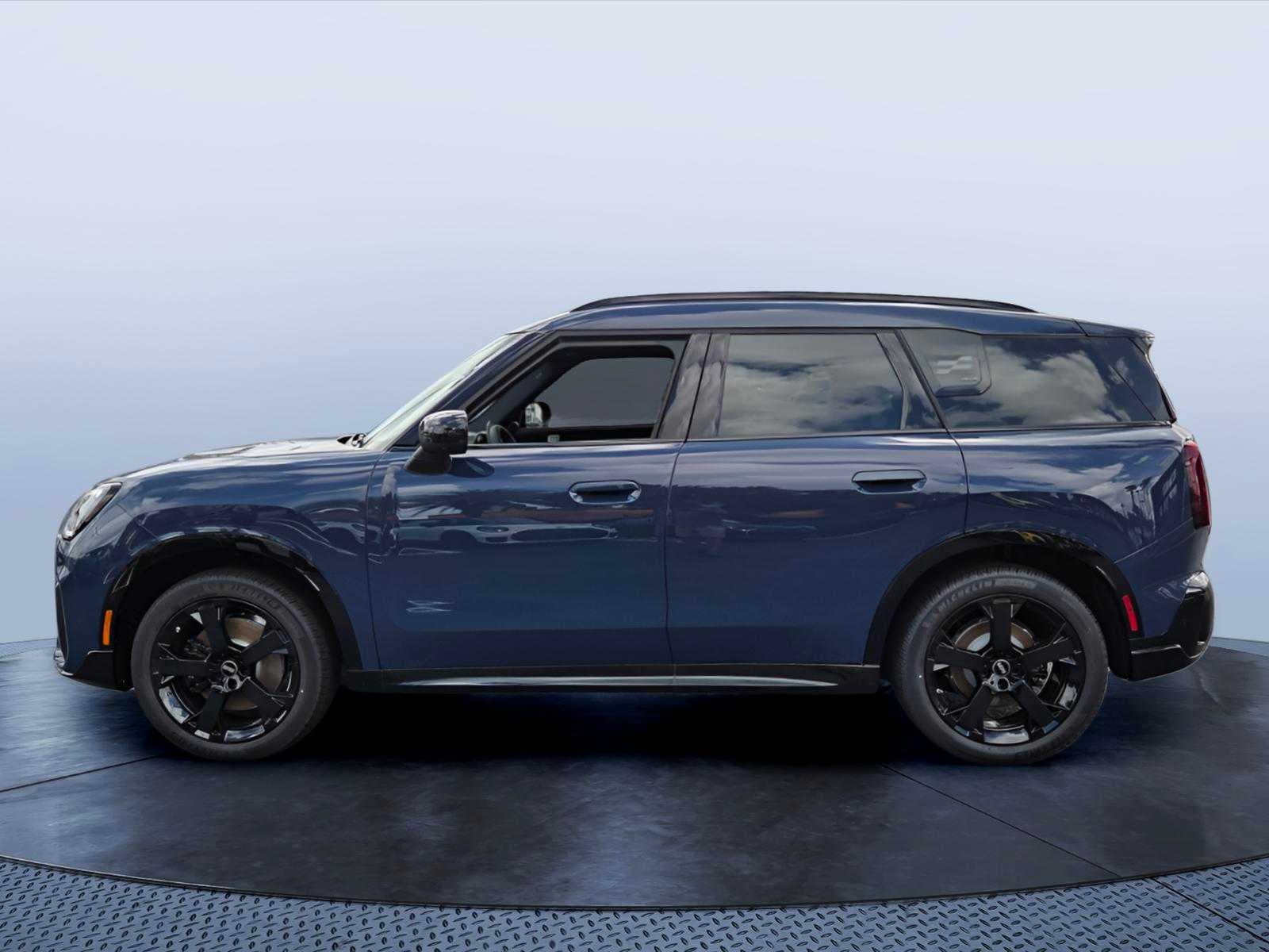 2027 MINI COUNTRYMAN ICONIC