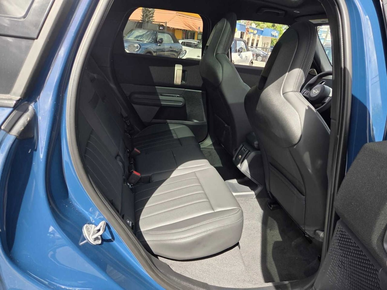 2027 MINI COUNTRYMAN ICONIC
