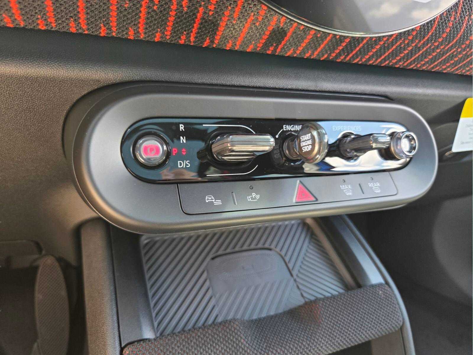 2026 MINI COUNTRYMAN ICONIC