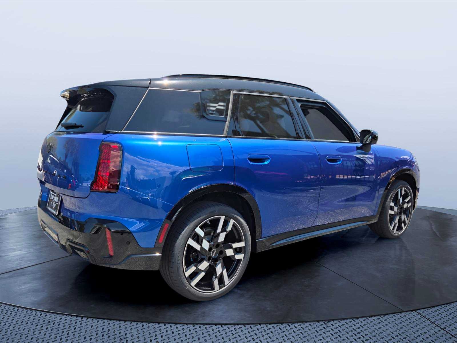 2026 MINI COUNTRYMAN ICONIC