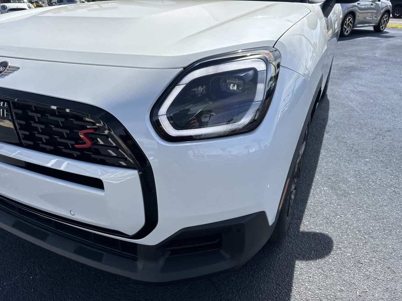 2026 MINI COUNTRYMAN OXFORD EDITION