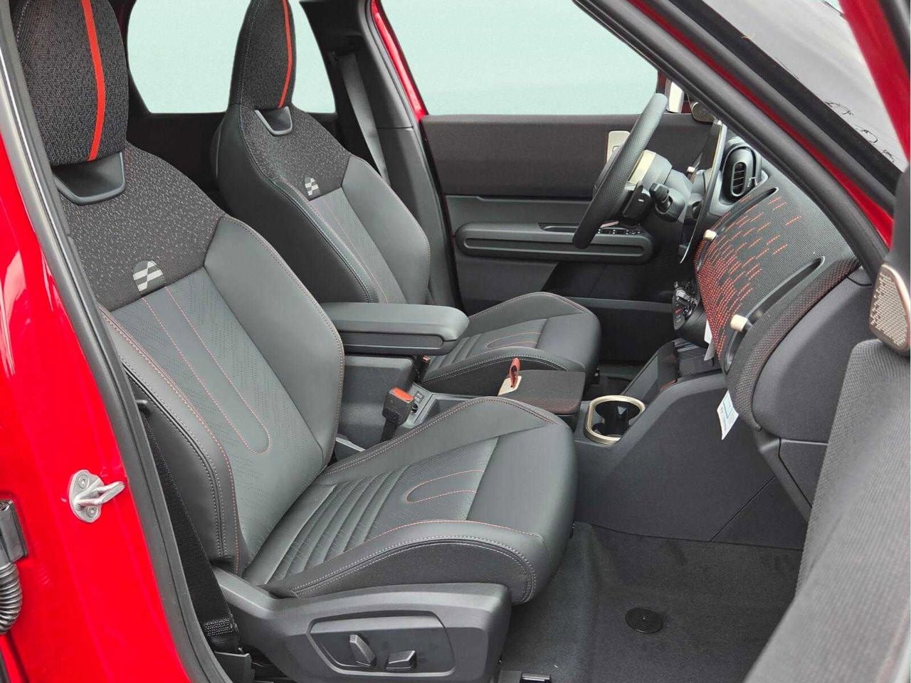 2027 MINI COUNTRYMAN ICONIC