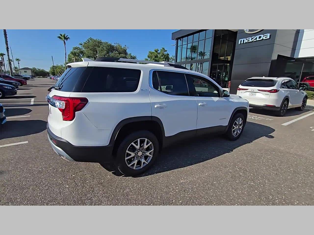 2021 GMC Acadia FWD 4dr SLT