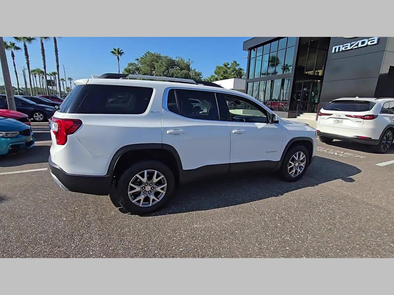 2021 GMC Acadia FWD 4dr SLT