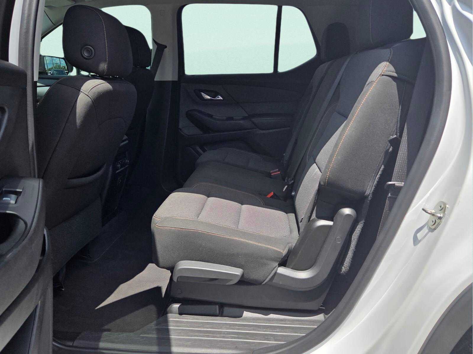 2021 Chevrolet Traverse FWD 4dr LS w/1LS