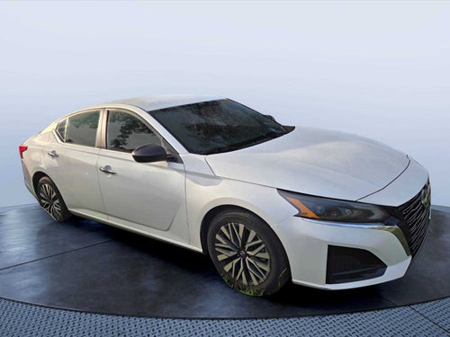 2024 Nissan Altima 2.5 SV Sedan