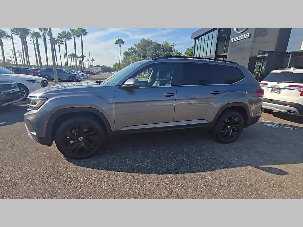 2022 Volkswagen Atlas 3.6L V6 SE w/Technology 4MOTION