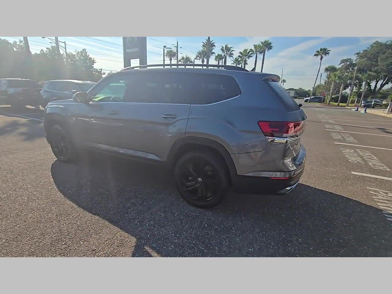 2022 Volkswagen Atlas 3.6L V6 SE w/Technology 4MOTION