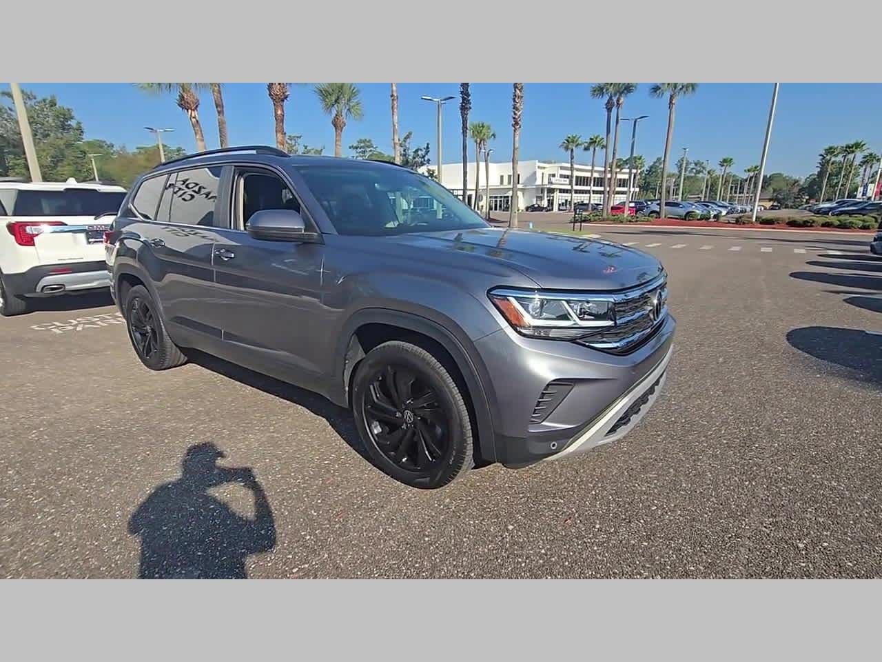 2022 Volkswagen Atlas 3.6L V6 SE w/Technology 4MOTION