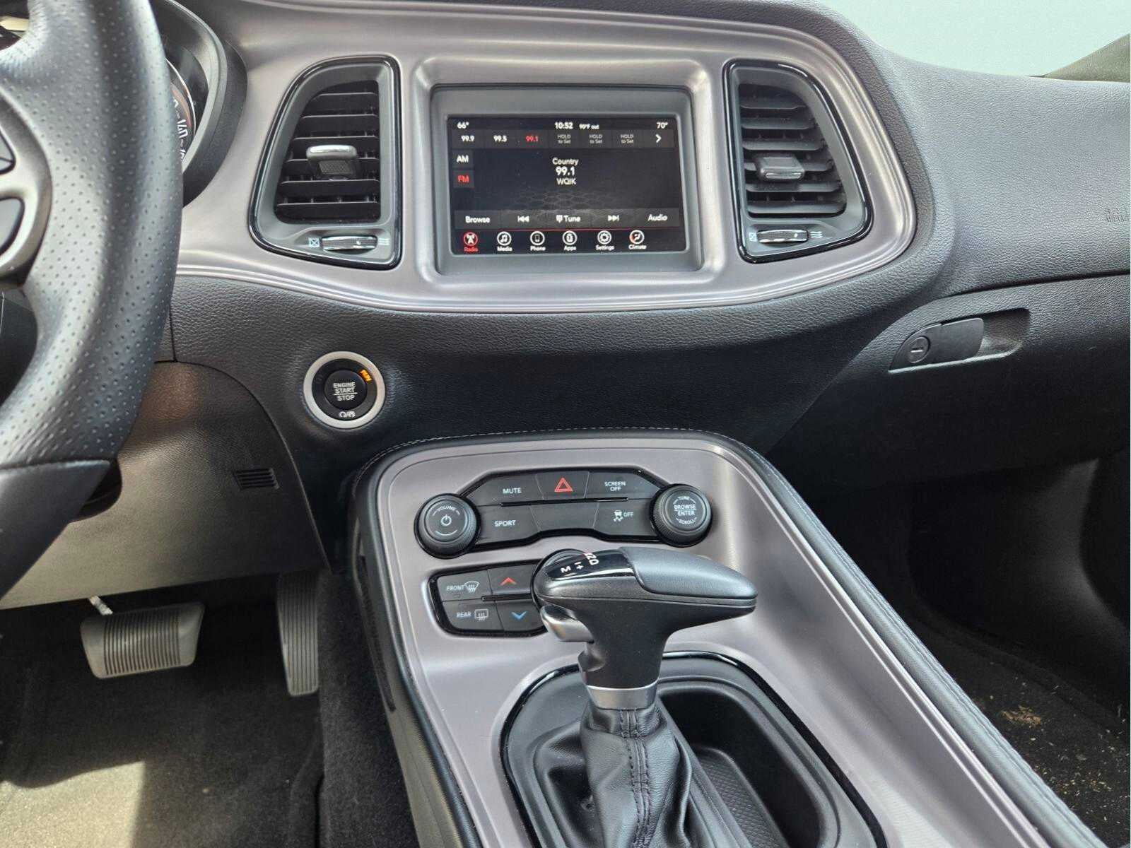 2023 Dodge Challenger SXT RWD