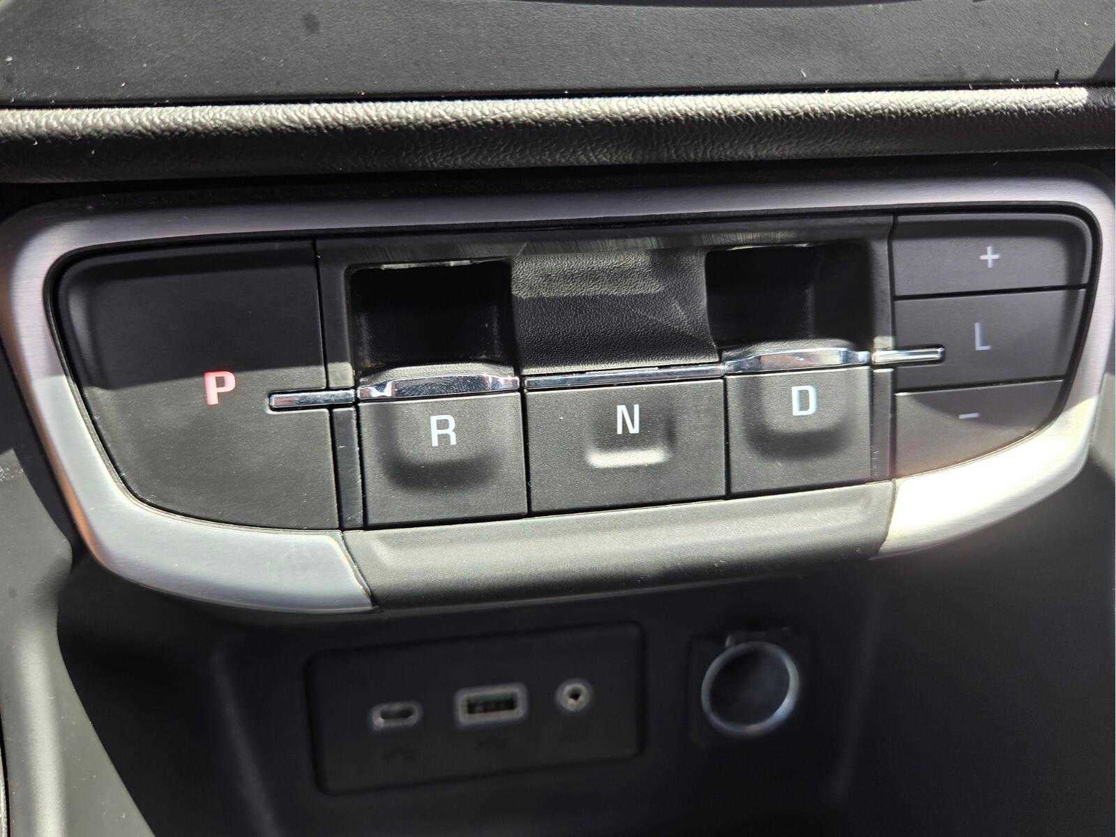 2024 GMC Terrain FWD 4dr SLE