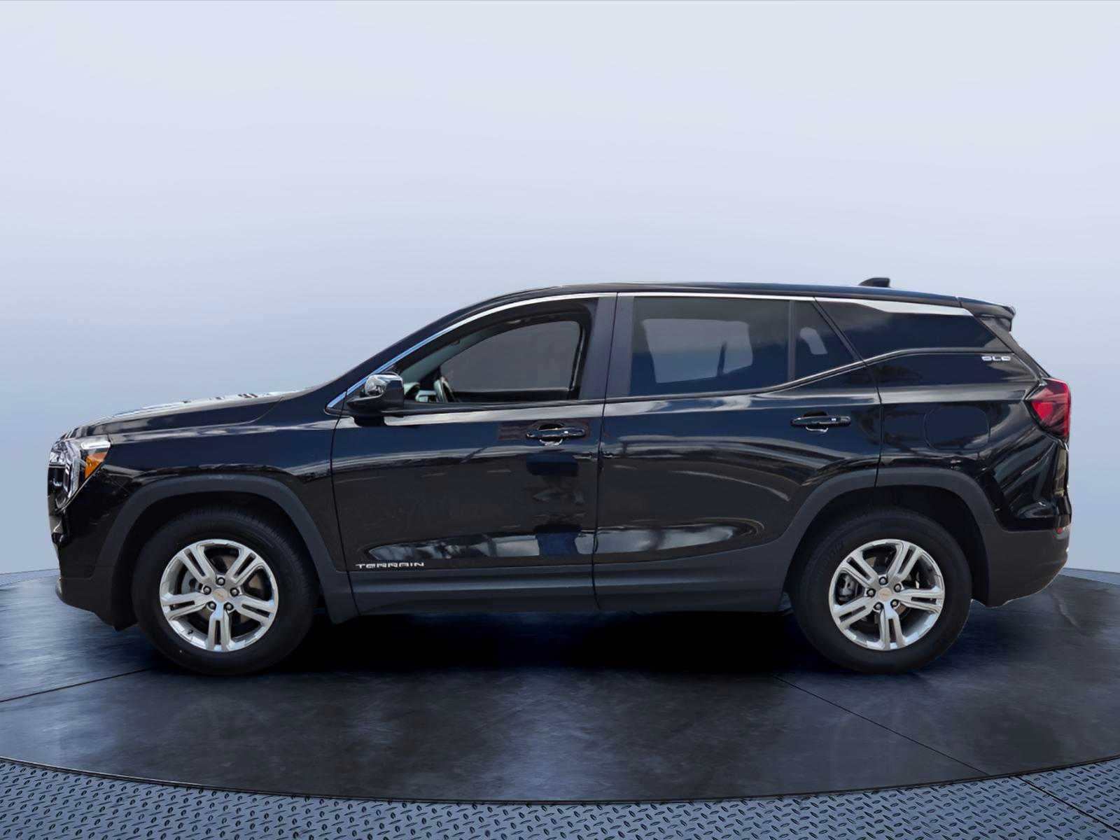 2024 GMC Terrain FWD 4dr SLE