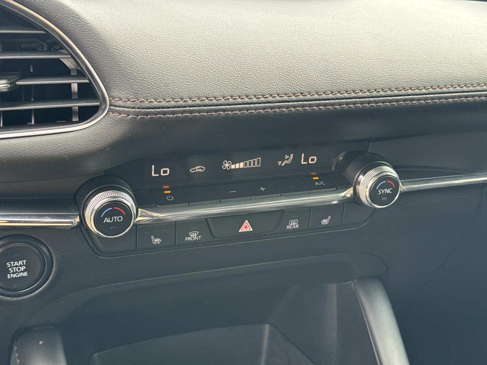 2022 Mazda MAZDA3 Preferred FWD